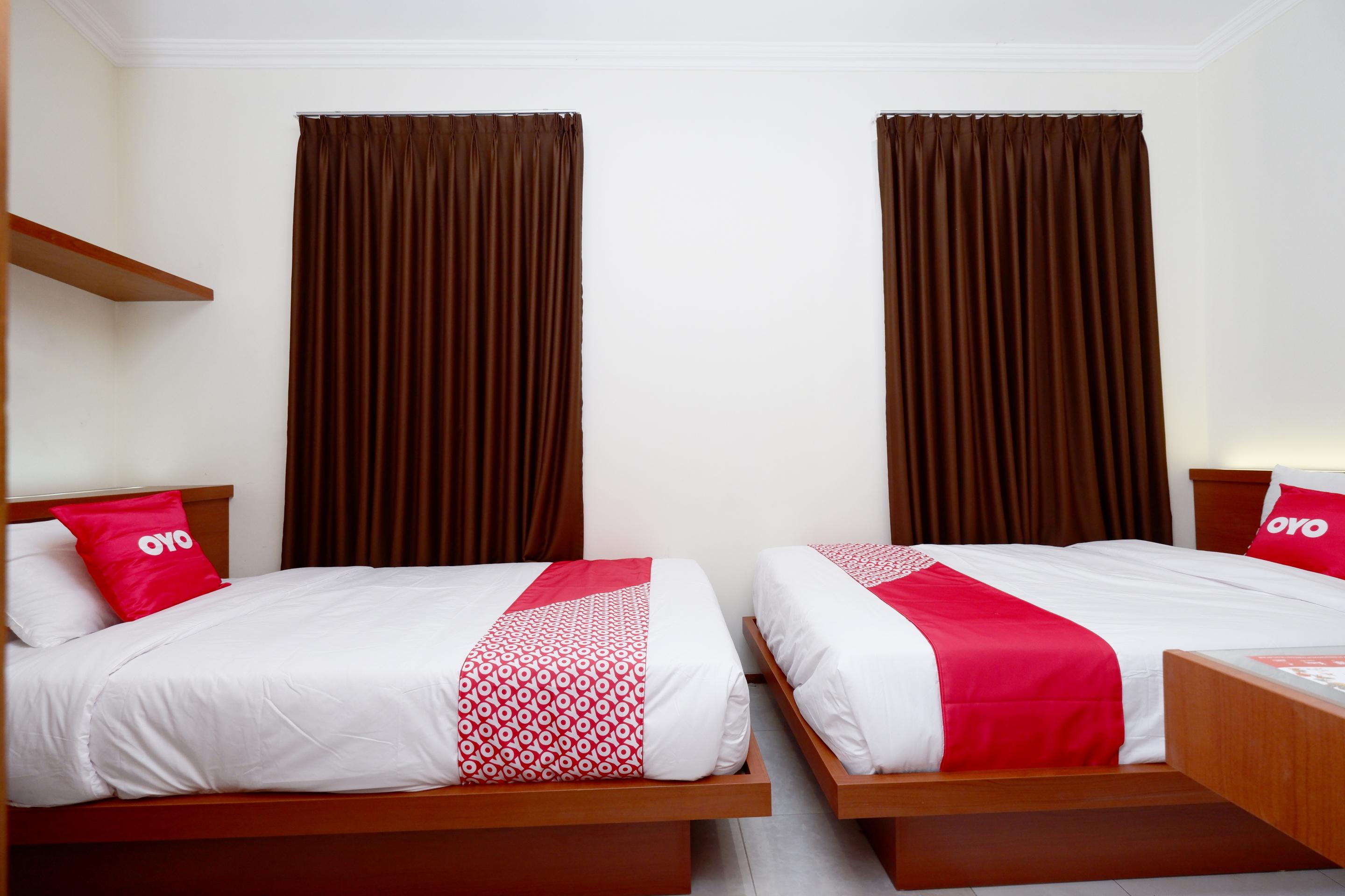 โอโย 2327 ปักซิส วิลเลจ Hotel Klaten ภายนอก รูปภาพ